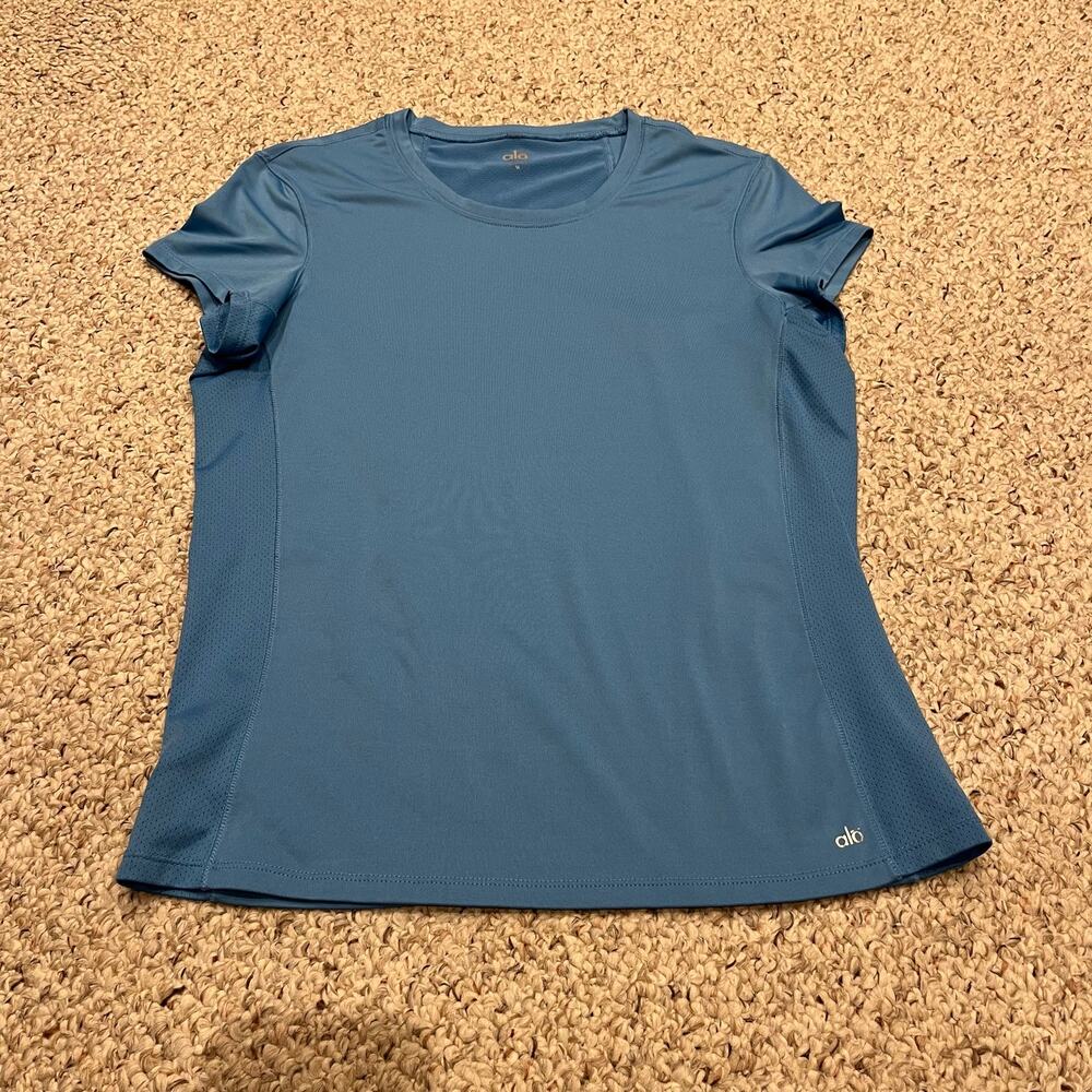 Alo Yoga Coolfit Short Sleeve Tee M Blue Side Mesh Athleisure Gym Workout Casual
